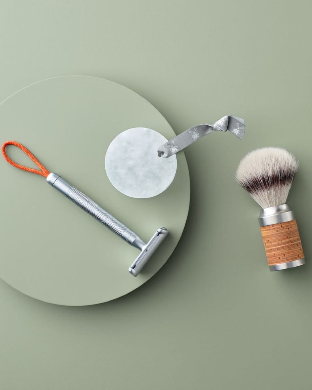 Алунит и Компаньон Алунит и Компаньон