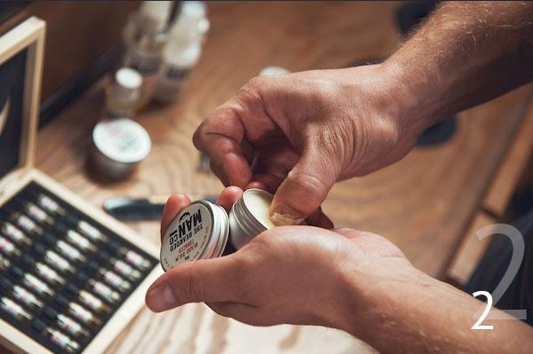 Как набирать бальзам для бороды пальцем Как набирать бальзам для бороды пальцем