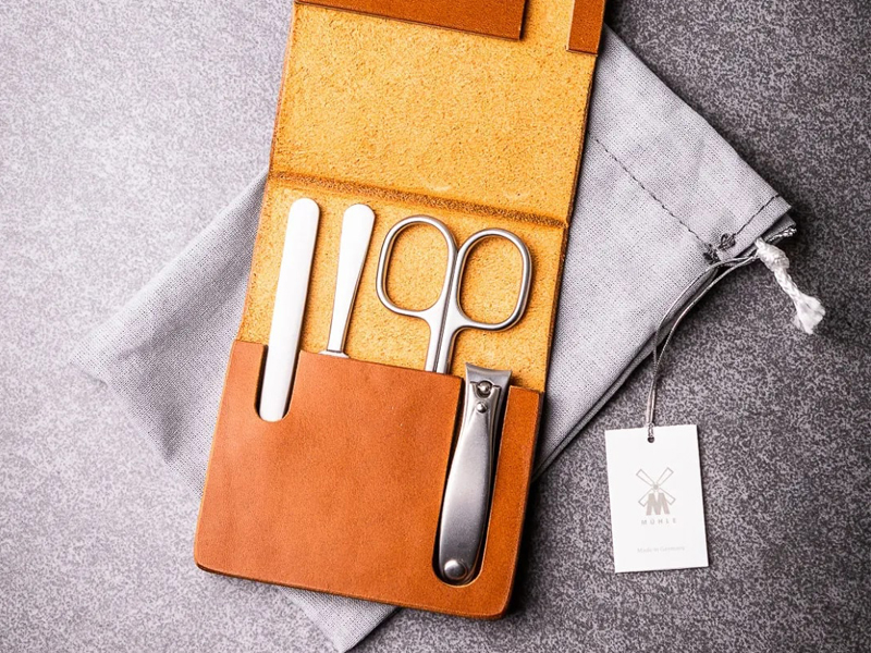 Открытый маникюрный набор MUEHLE