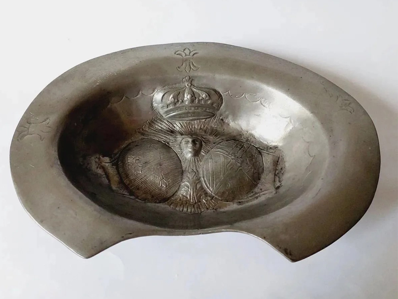 Историческая чаша для бритья