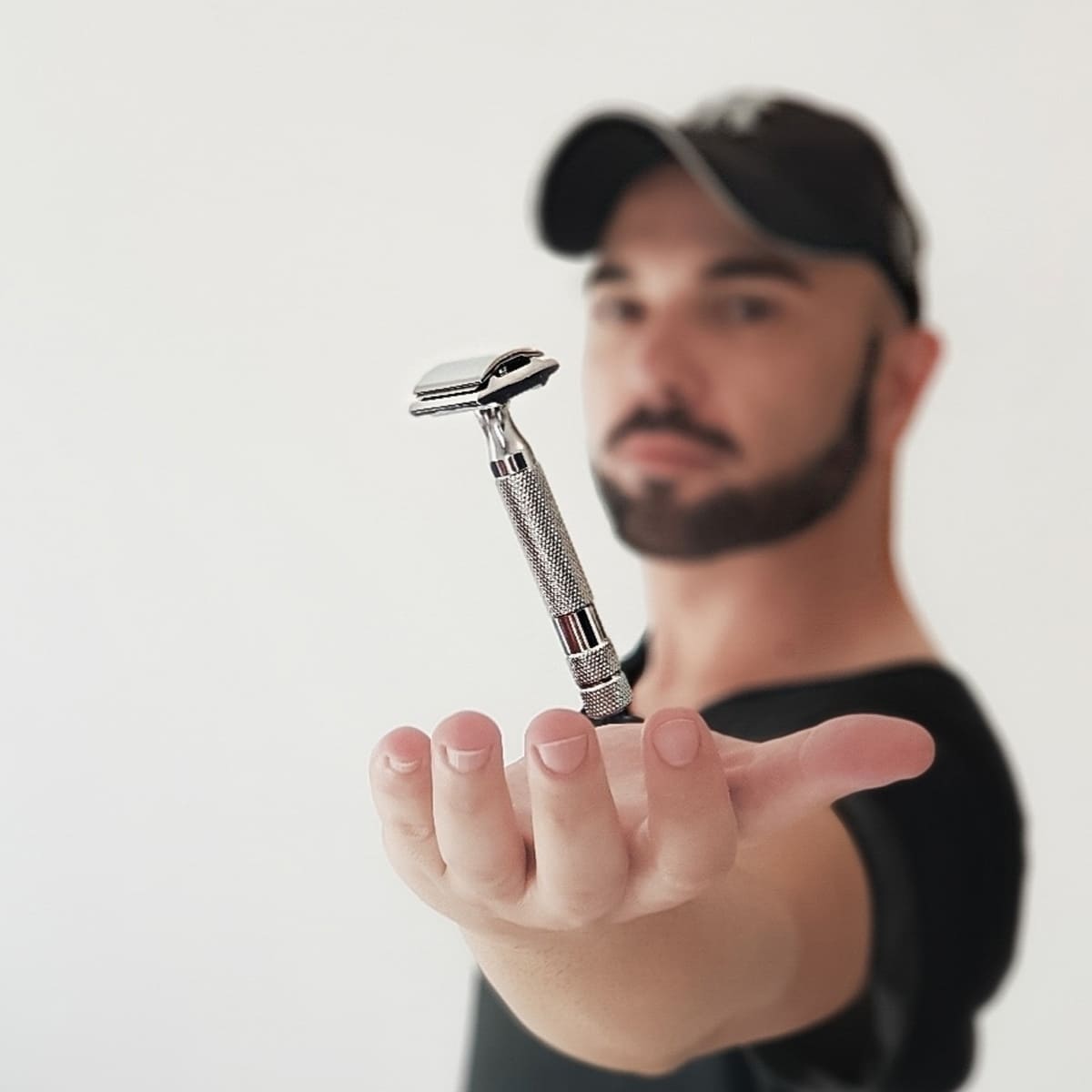 Rockwell 6S в руке