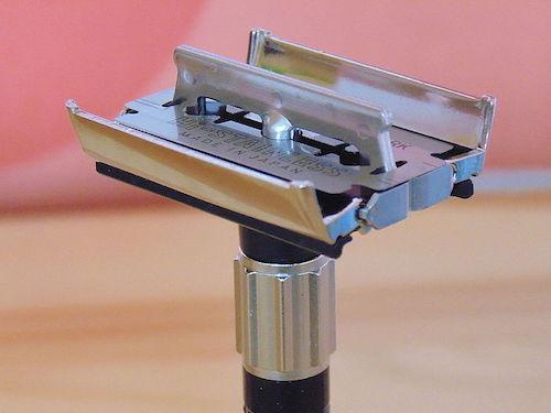 Бритва-бабочка Feather Popular